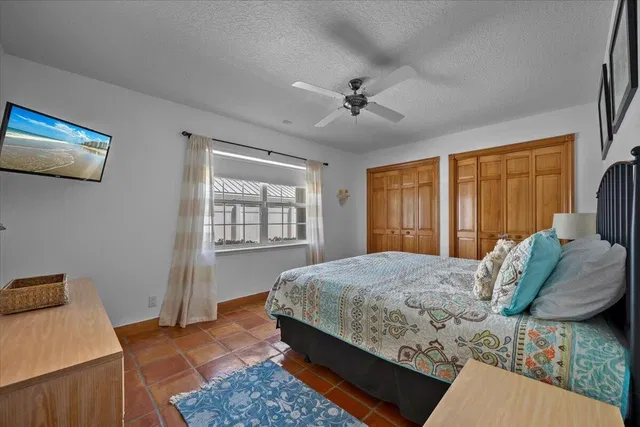 Residence photo 32