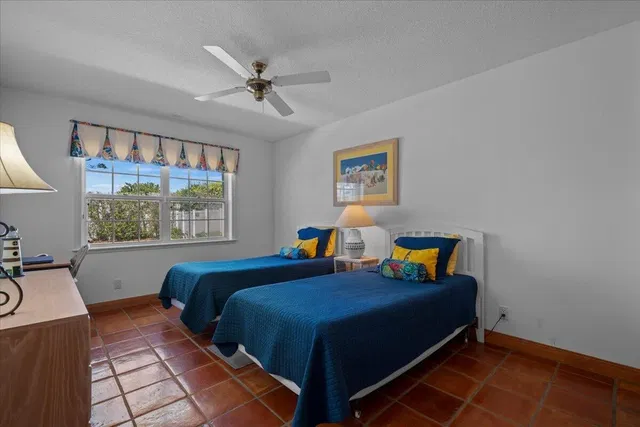 Residence photo 33
