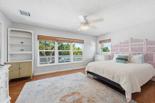 Residence photo 44