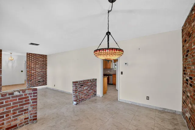 Residence photo 11