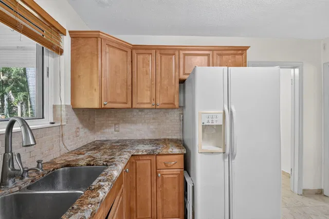 Residence photo 18
