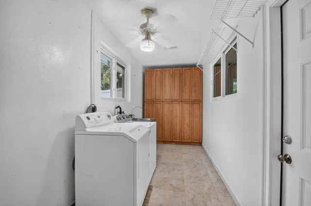 Residence photo 23