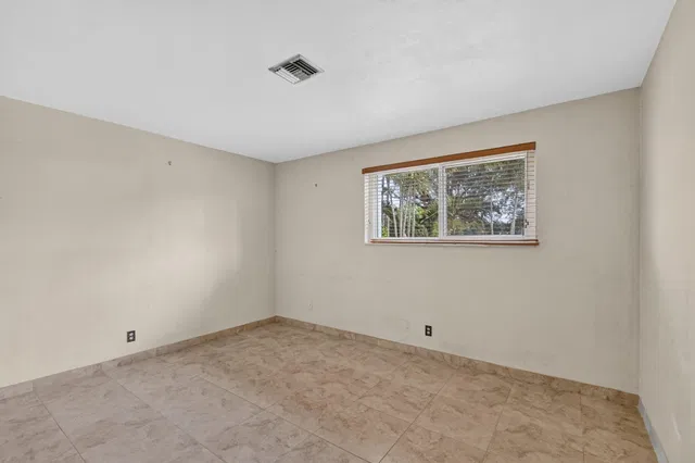 Residence photo 40