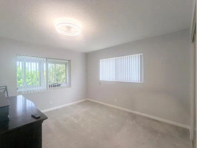 Residence photo 7