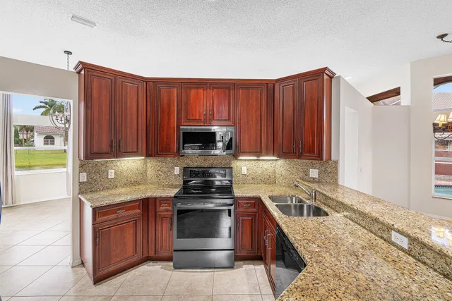 Boca Isles Residence photo 6