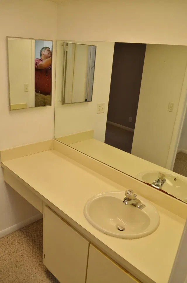 Unit 121 photo 13