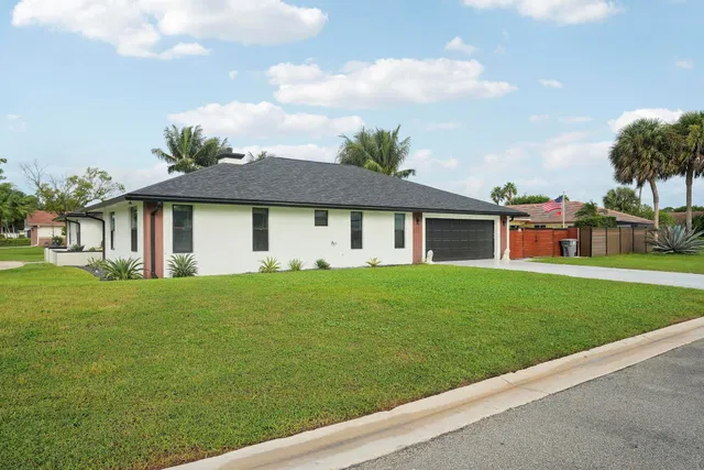  Residence photo 9