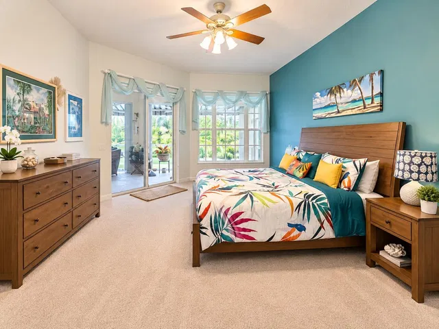 Residence photo 17