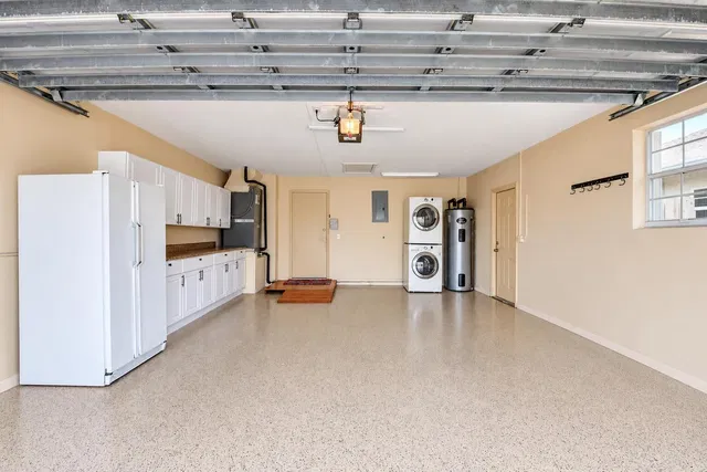 Residence photo 20