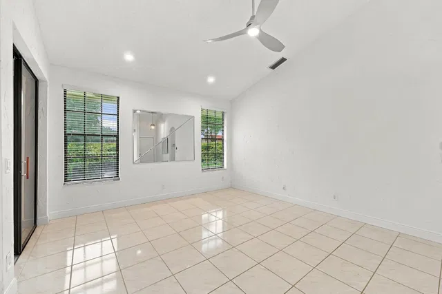 Unit 106 photo 26