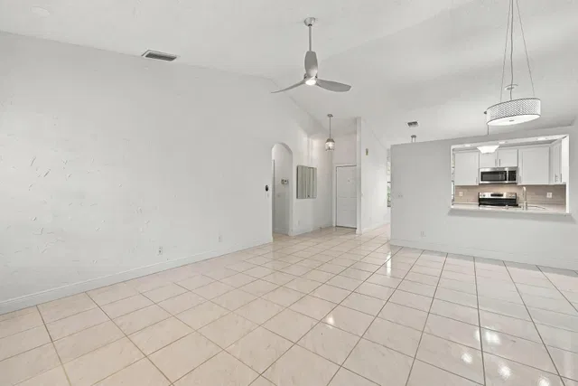 Unit 106 photo 27