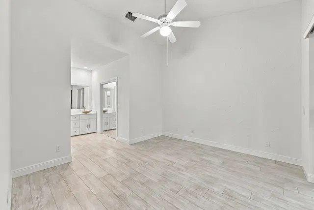 Unit 106 photo 37
