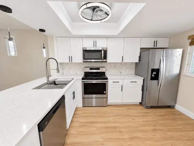 Residence photo 3