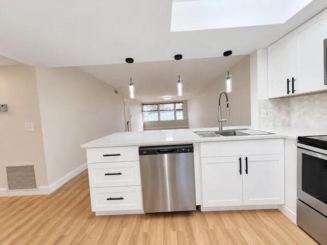 Residence photo 5