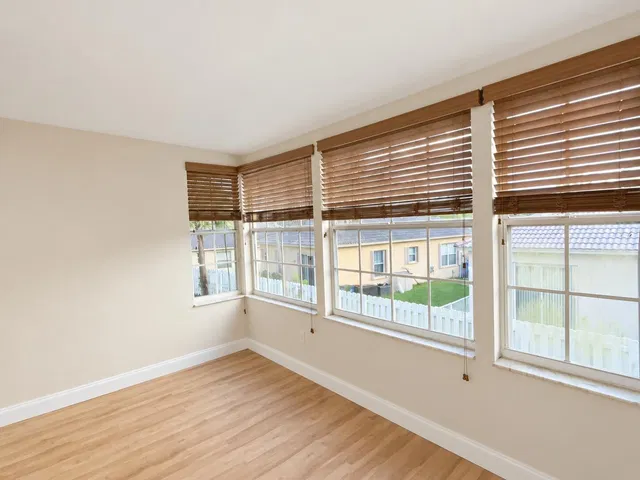 Residence photo 13