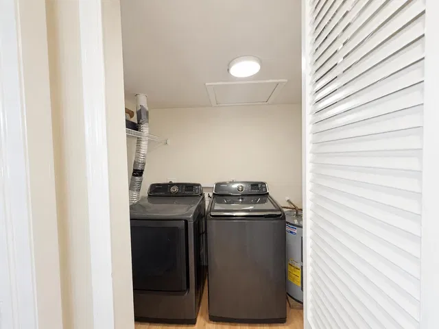Residence photo 23