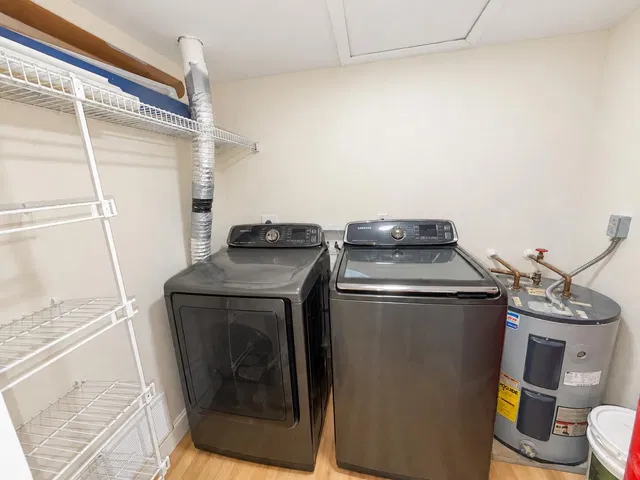 Residence photo 24