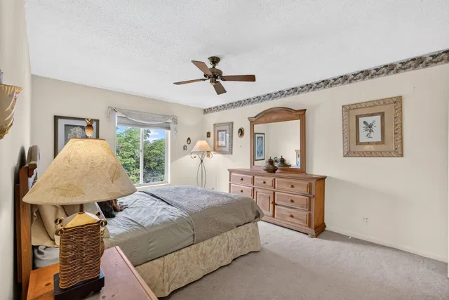 Unit C3 photo 28