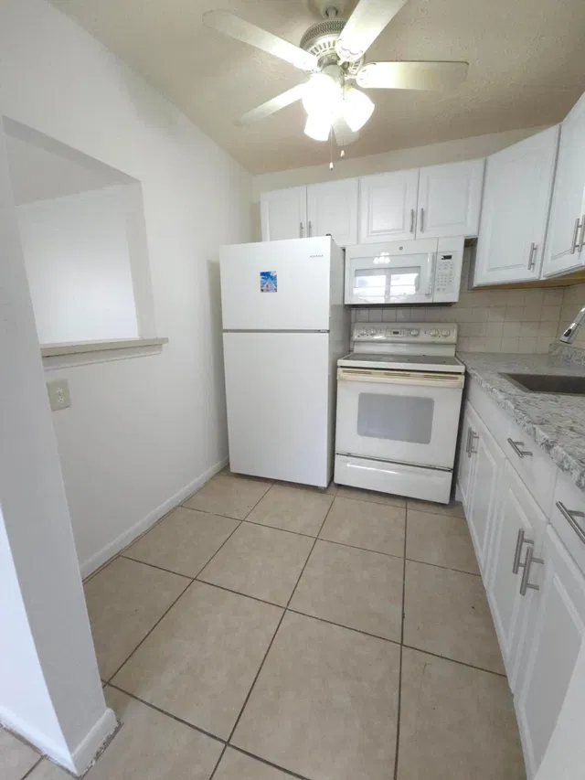 Residence photo 6