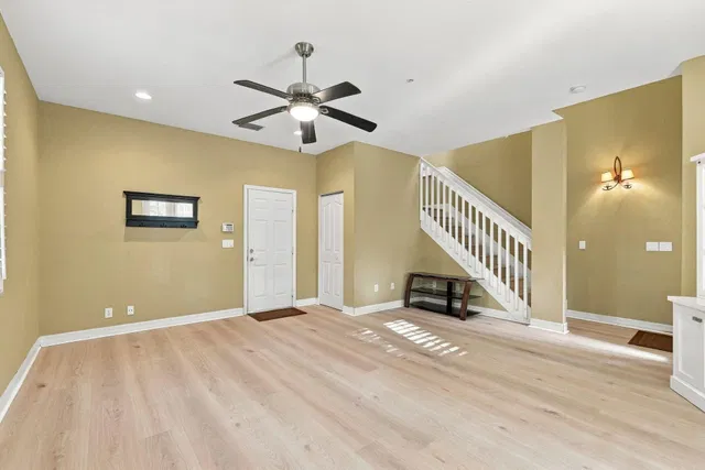 Residence photo 5