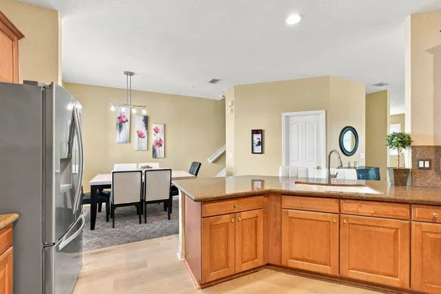 Residence photo 9