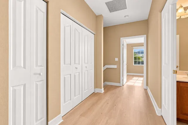 Residence photo 21
