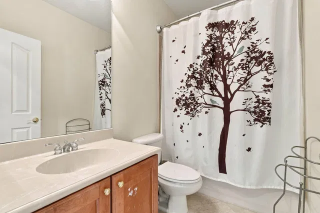 Residence photo 32