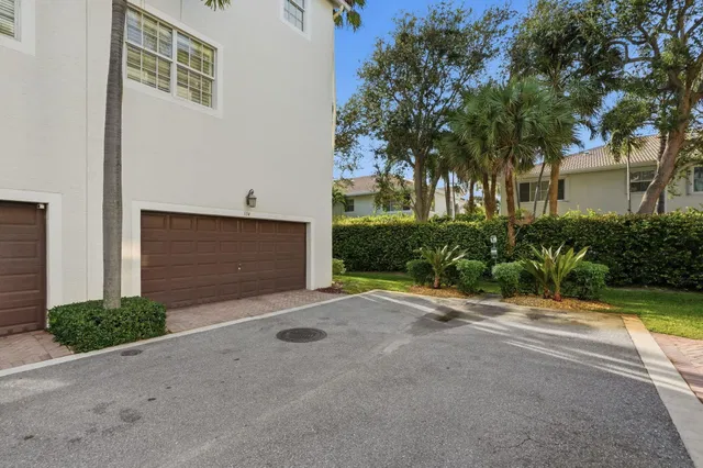 Residence photo 41