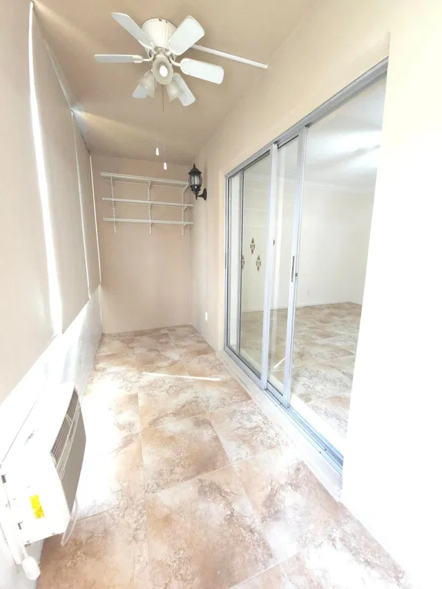 Residence photo 19