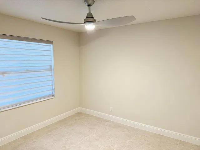 Residence photo 14