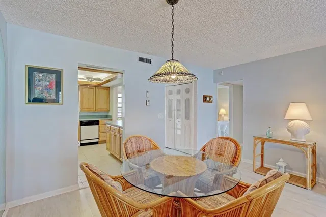 Singer Island Unit 401 photo 7