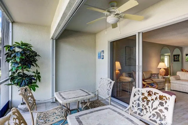 Singer Island Unit 401 photo 20