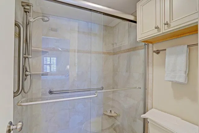Singer Island Unit 401 photo 27
