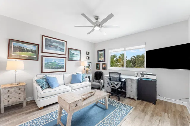 Residence photo 18