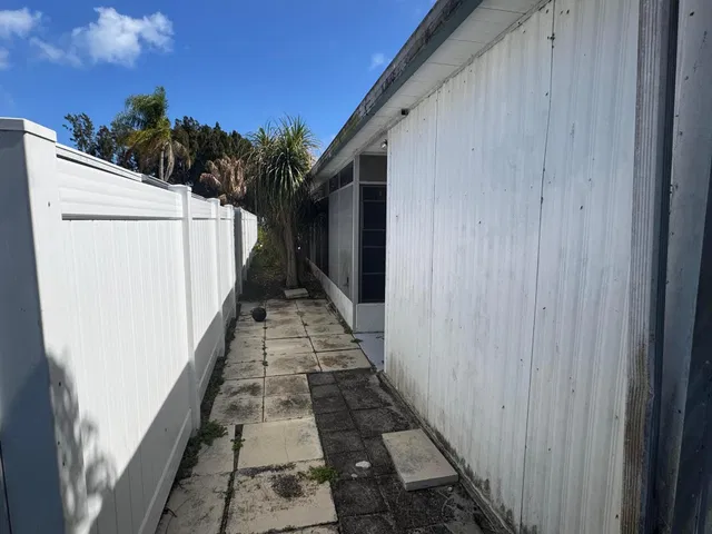 Residence photo 4