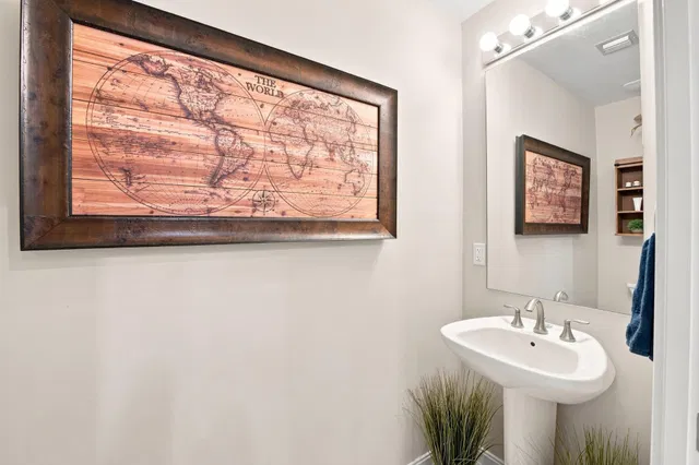 Two City Plaza Unit 216 photo 8