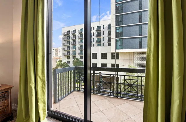 Two City Plaza Unit 216 photo 9