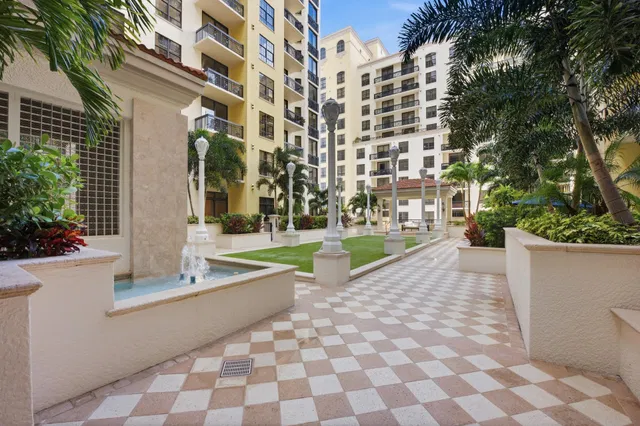 Two City Plaza Unit 216 photo 17