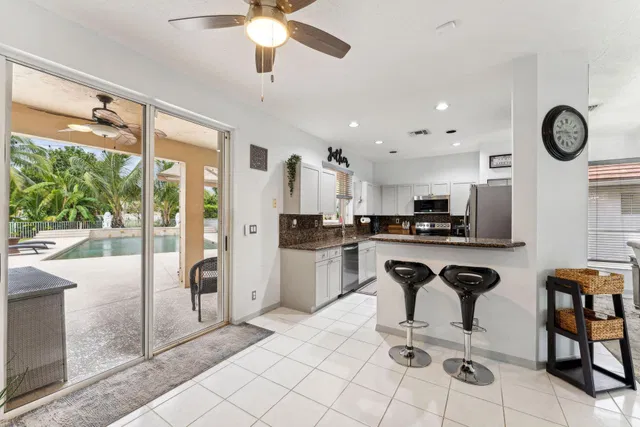 Residence photo 18