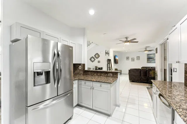 Residence photo 23