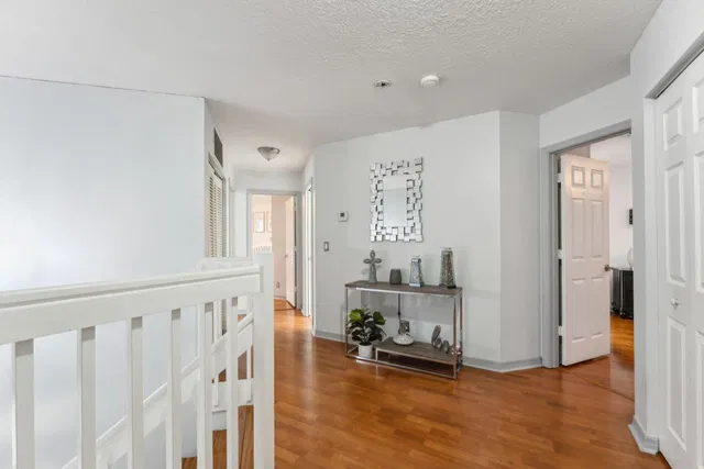 Residence photo 26