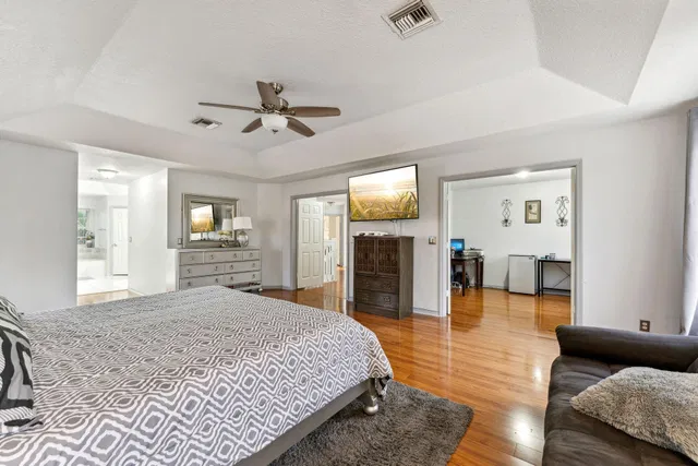 Residence photo 28