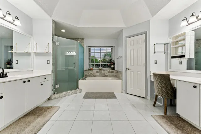 Residence photo 31