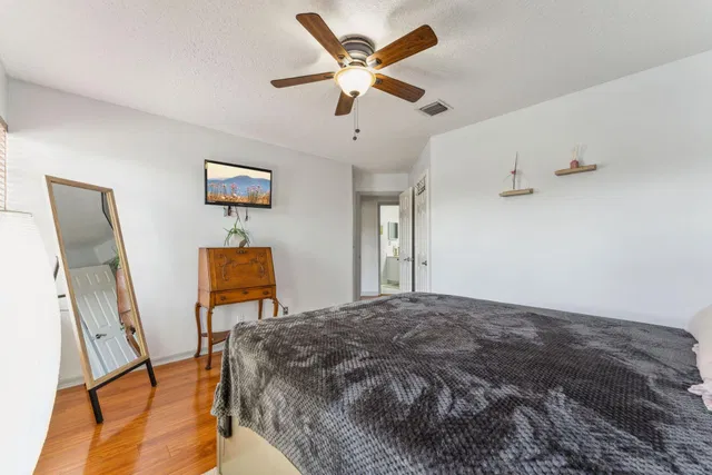Residence photo 39