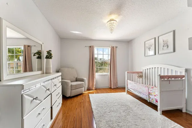 Residence photo 41