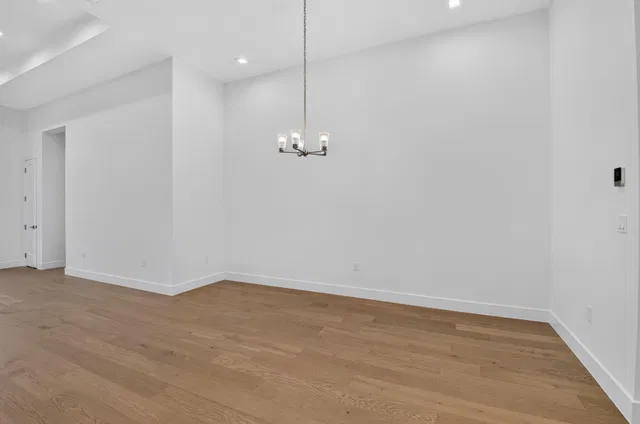 Residence photo 12