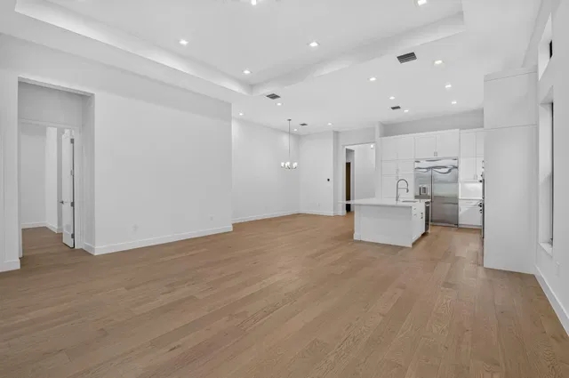 Residence photo 22