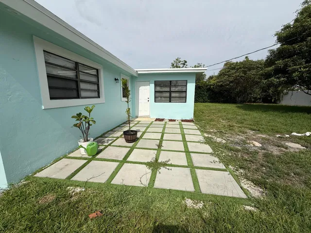  Residence photo 21