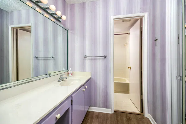 Eastpointe Country Club Unit 202 photo 9