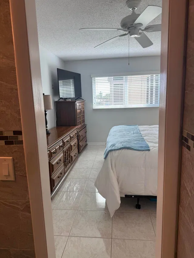  Unit H308 photo 23